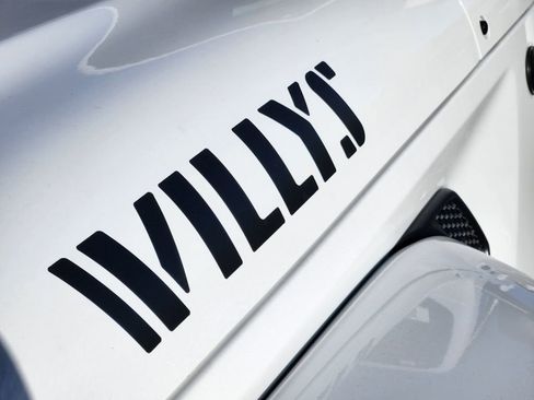 New 2025 Jeep Gladiator Willys image 8