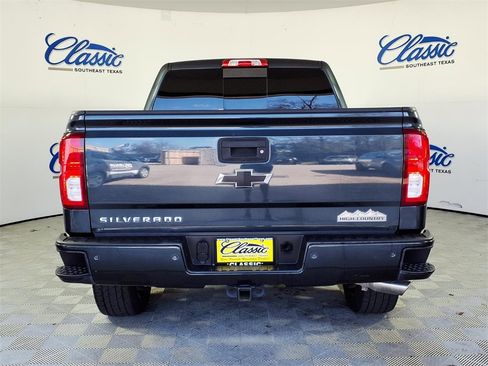 Used 2017 Chevrolet Silverado 1500 High Country image 4