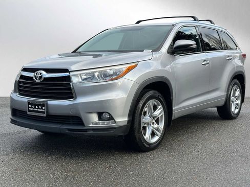 Used 2015 Toyota Highlander Limited image 7