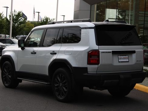 Used 2025 Toyota Land Cruiser w/ Premium Package AWD/4WD image 5