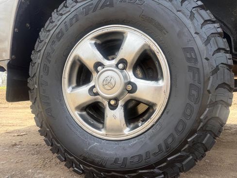 Used 2002 Toyota Land Cruiser image 38