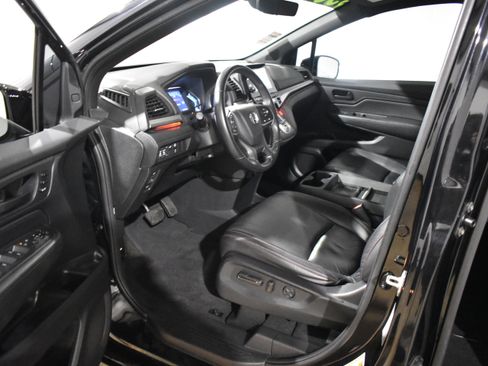 Certified 2023 Honda Odyssey Sport image 24
