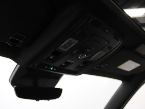 Certified 2023 Cadillac Escalade Premium Luxury image 30