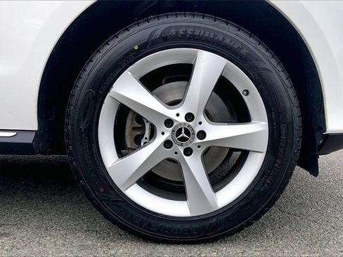 Used 2018 Mercedes-Benz GLE 350 4MATIC image 9