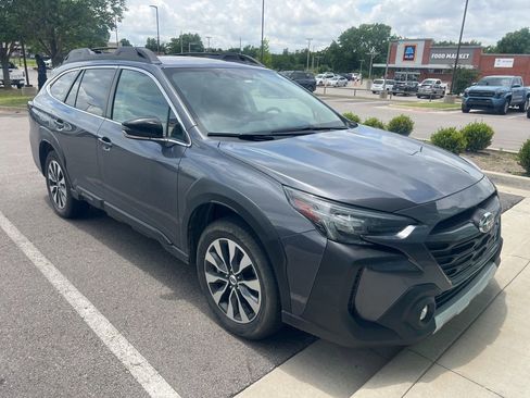 Used 2023 Subaru Outback Limited XT AWD/4WD image 3