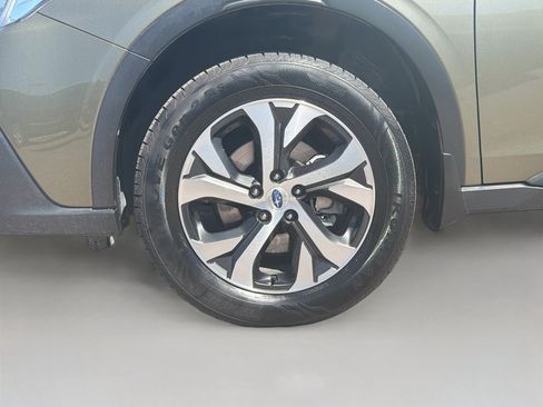Used 2022 Subaru Outback Limited XT w/ Popular Package #2 AWD/4WD image 11