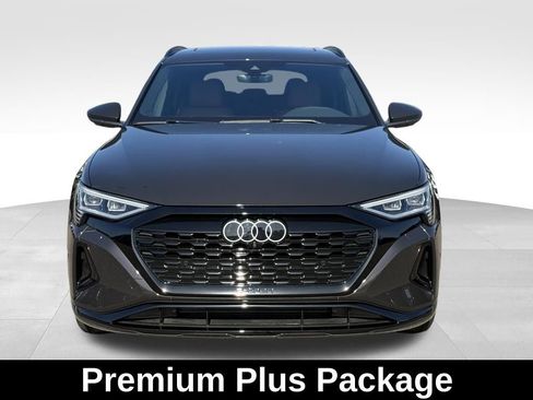 Used 2024 Audi Q8 e-tron Premium Plus w/ Premium Plus Package AWD/4WD image 8