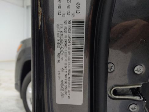 Used 2018 Jeep Compass Latitude w/ Popular Equipment Group image 33