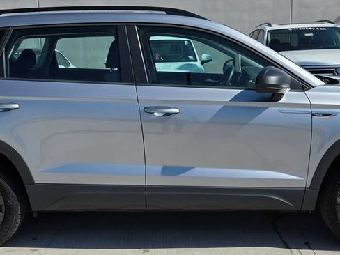 Used 2023 Volkswagen Taos S FWD image 4