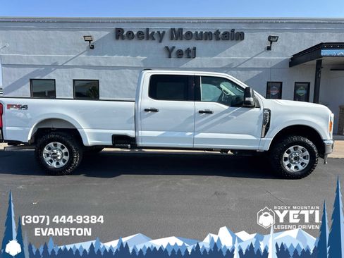 Used 2023 Ford F350 XLT w/ FX4 Off-Road Package AWD/4WD image 2