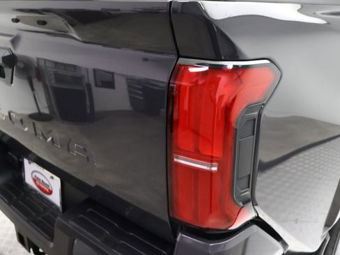 Certified 2024 Toyota Tacoma SR5 image 9