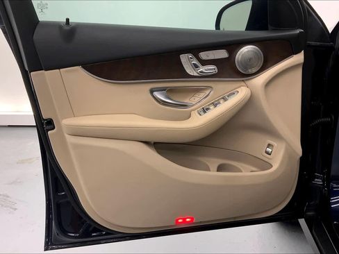 Certified 2018 Mercedes-Benz GLC 300 image 25