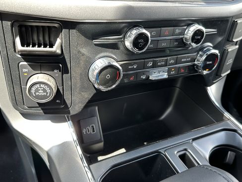 New 2026 Ford F150 XLT w/ Equipment Group 302A MID image 31