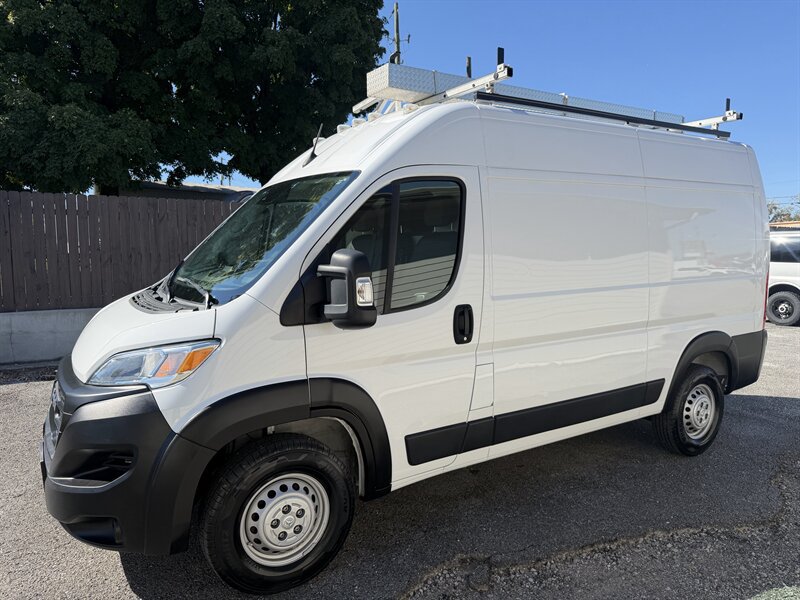 Used 2025 RAM ProMaster 2500 FWD image 11