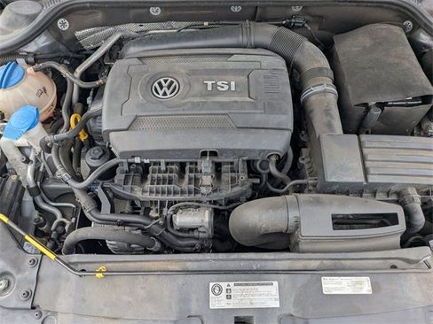 Used 2017 Volkswagen Jetta Sport image 30