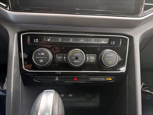 Used 2023 Volkswagen Atlas Cross Sport SEL Premium R-Line AWD/4WD image 18