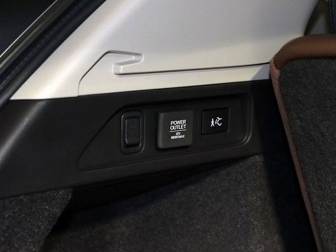 Used 2026 Acura MDX w/ Technology Package image 31