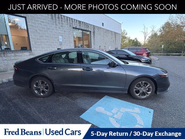 Used 2023 Honda Accord EX image 9