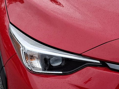 Certified 2024 Subaru Crosstrek 2.0i Premium AWD/4WD image 10