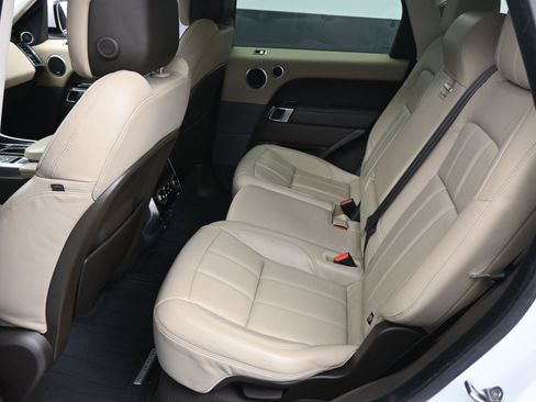 Used 2021 Land Rover Range Rover Sport HSE Silver Edition image 6