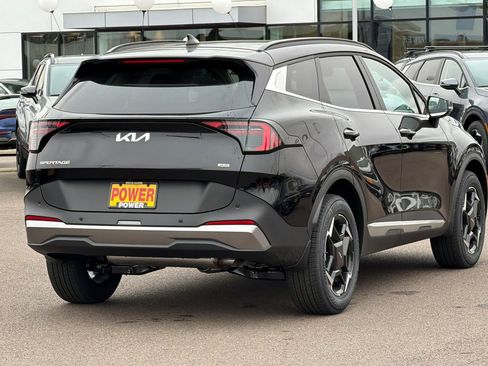 New 2026 Kia Sportage EX w/ EX Panorama Roof Package image 5