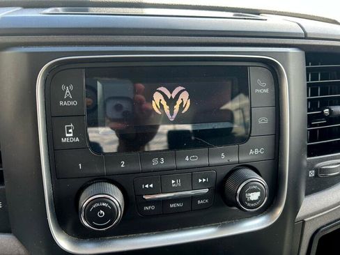 Used 2017 RAM 3500 Tradesman w/ Chrome Appearance Group image 12