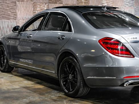 Used 2018 Mercedes-Benz S 450 Sedan image 17