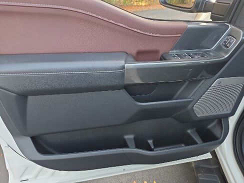 Certified 2023 Ford F150 Lariat w/ Equipment Group 502A High image 19