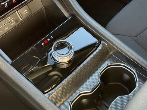 New 2026 Jeep Grand Cherokee Laredo image 17