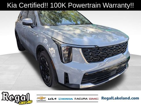 Certified 2025 Kia Sorento S w/ Panoramic Sunroof Package image 1