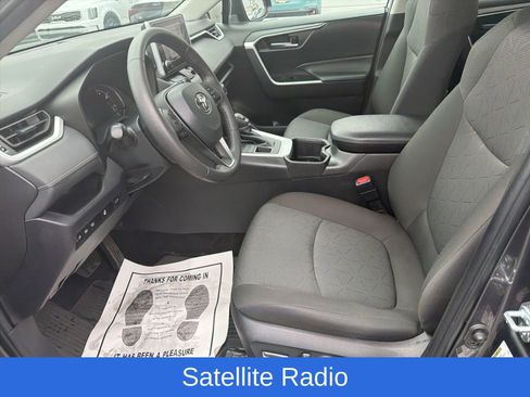 Used 2023 Toyota RAV4 XLE image 11