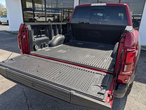 Used 2018 Ford F150 Raptor w/ Equipment Group 802A Luxury image 33