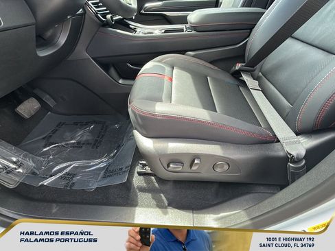 New 2026 Chevrolet Traverse RS image 14