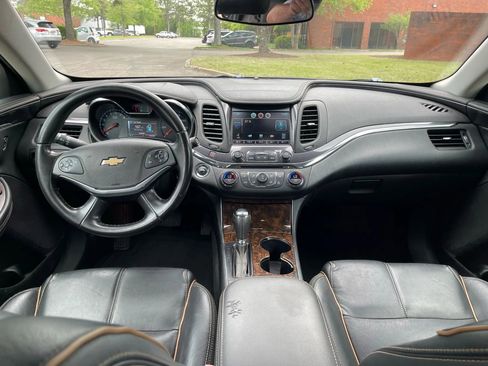 Used 2015 Chevrolet Impala LTZ image 16