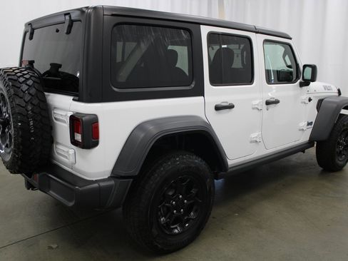 Used 2023 Jeep Wrangler Unlimited image 5