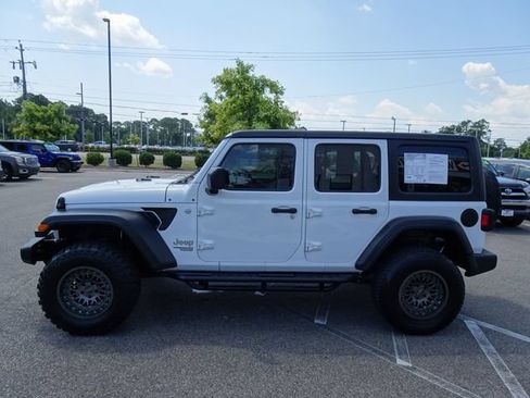Used 2018 Jeep Wrangler Unlimited Sport S AWD/4WD image 7