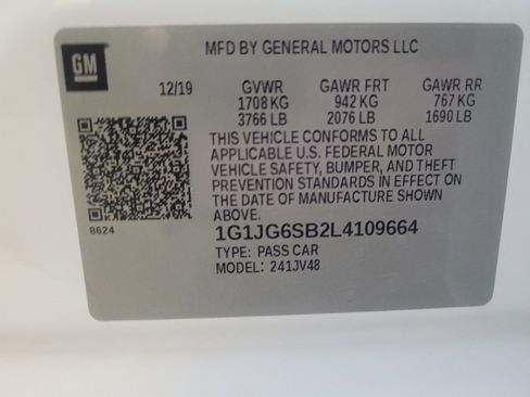 Used 2020 Chevrolet Sonic LT image 33