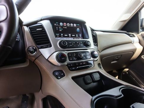 Used 2019 GMC Yukon SLT w/ Open Road Package AWD/4WD image 16