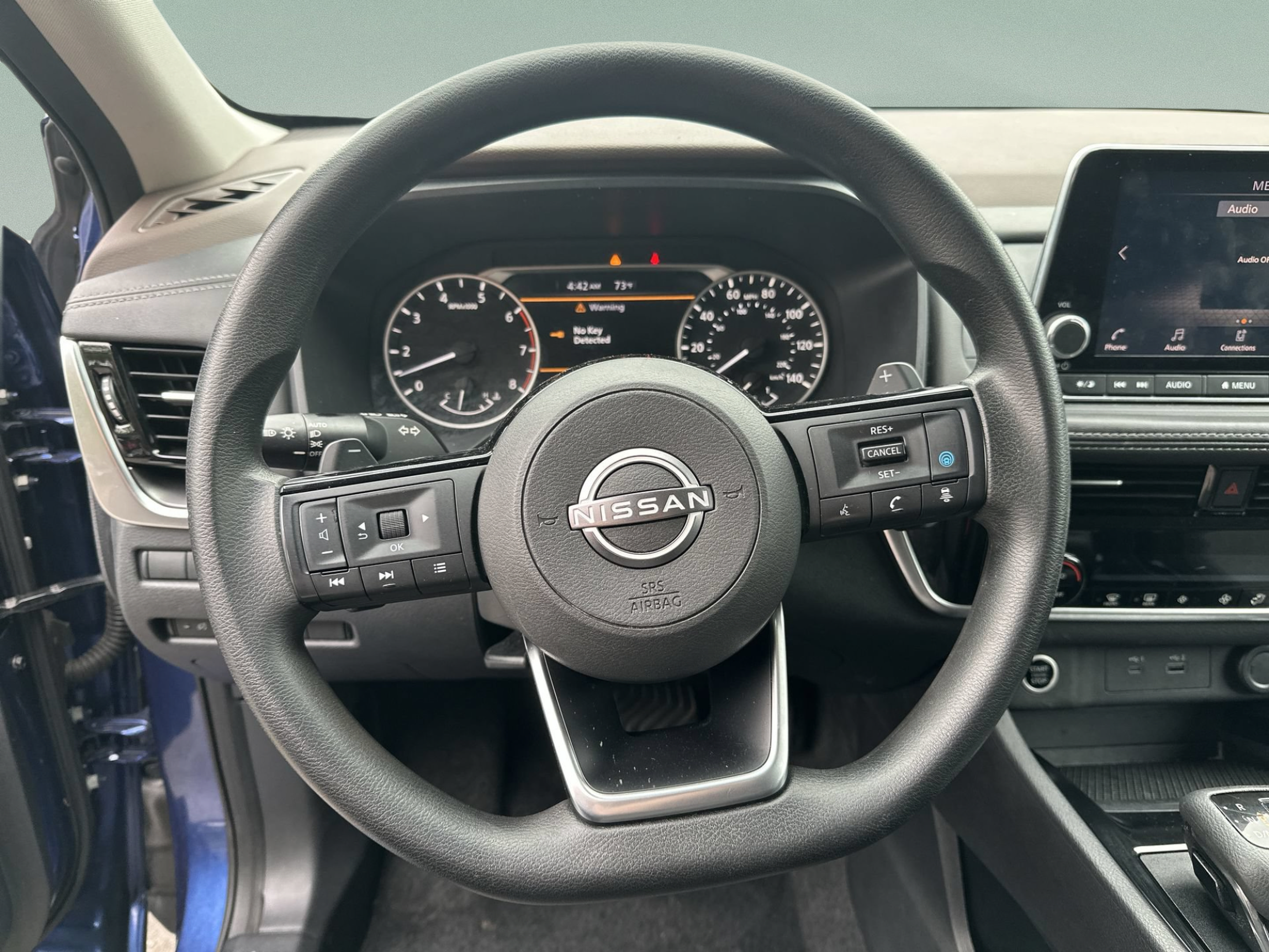 Used 2022 Nissan Rogue SV FWD image 11