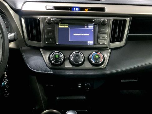 Used 2015 Toyota RAV4 LE AWD/4WD image 7