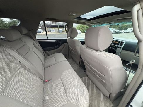 Used 2009 Toyota 4Runner 4WD image 18