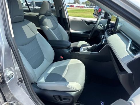 Used 2023 Toyota RAV4 Limited AWD/4WD image 12