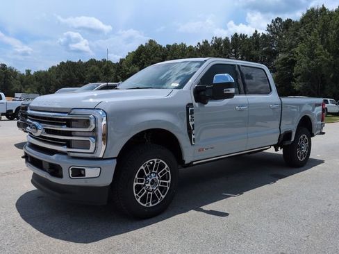 New 2026 Ford F250 Platinum w/ Platinum Plus Package AWD/4WD image 7