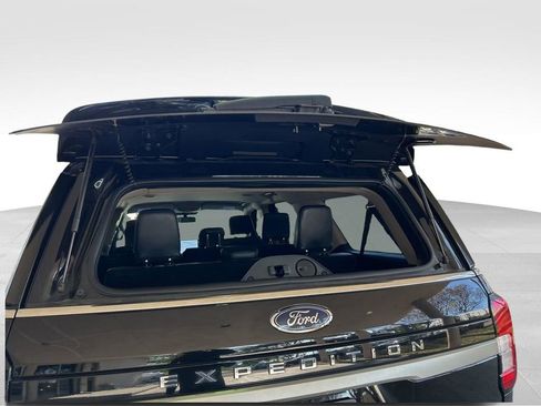Used 2024 Ford Expedition Max XLT AWD/4WD image 42