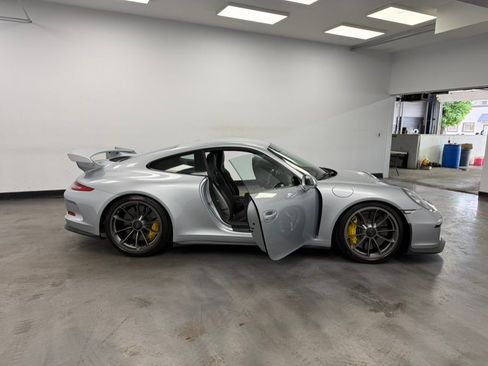 Used 2014 Porsche 911 GT3 RWD image 36