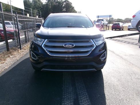 Used 2018 Ford Edge Titanium w/ Equipment Group 301A image 4