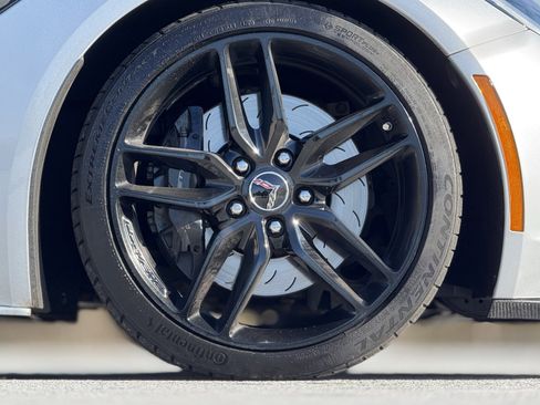 Used 2014 Chevrolet Corvette Stingray Coupe w/ 2LT Preferred Equipment Group image 20