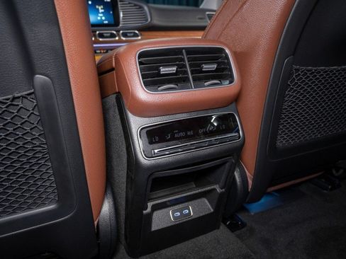Certified 2026 Mercedes-Benz GLS 450 4MATIC image 27