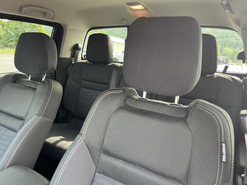 Certified 2023 Nissan Frontier SV w/ SV Convenience Package AWD/4WD image 12