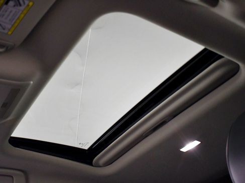 Used 2021 MAZDA CX-30 AWD 2.5 S w/ Premium Package image 38